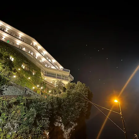 Le Rocce - Agerola, Amalfi Coast מלון אג'רולה