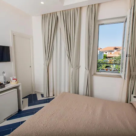 Le Rocce - Agerola, Amalfi Coast מלון אג'רולה