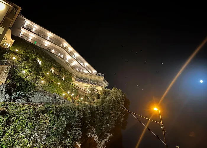 Le Rocce - Agerola, Amalfi Coast מלון אג'רולה