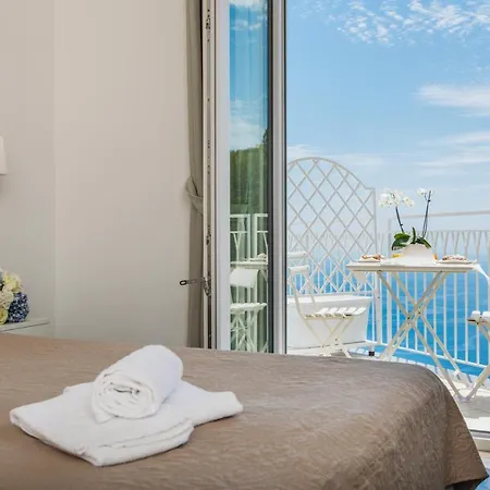 Le Rocce - Agerola, Amalfi Coast 4*