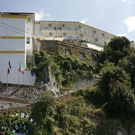 Отель Le Rocce - Agerola, Amalfi Coast