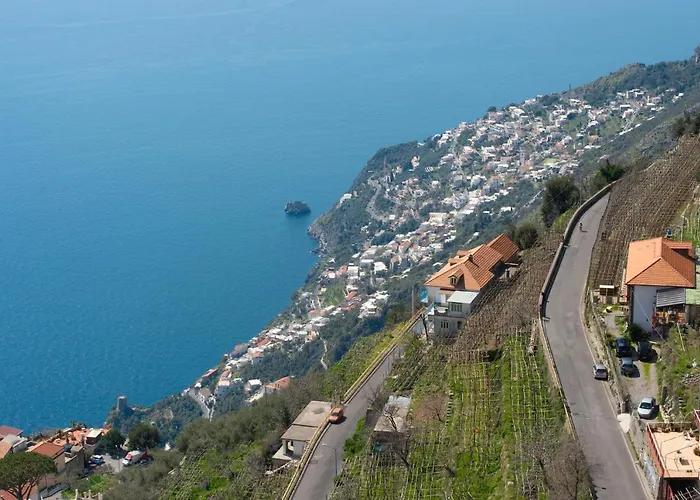 Le Rocce - Agerola, Amalfi Coast Отель 4*